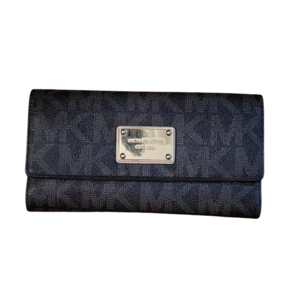 Michael Kors Jet Set Monogram Check Book Trifold Wallet EUC